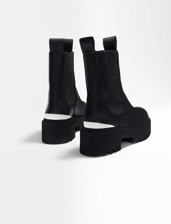 CHELSEA BOOTS WITH PLATFORM SOLE
