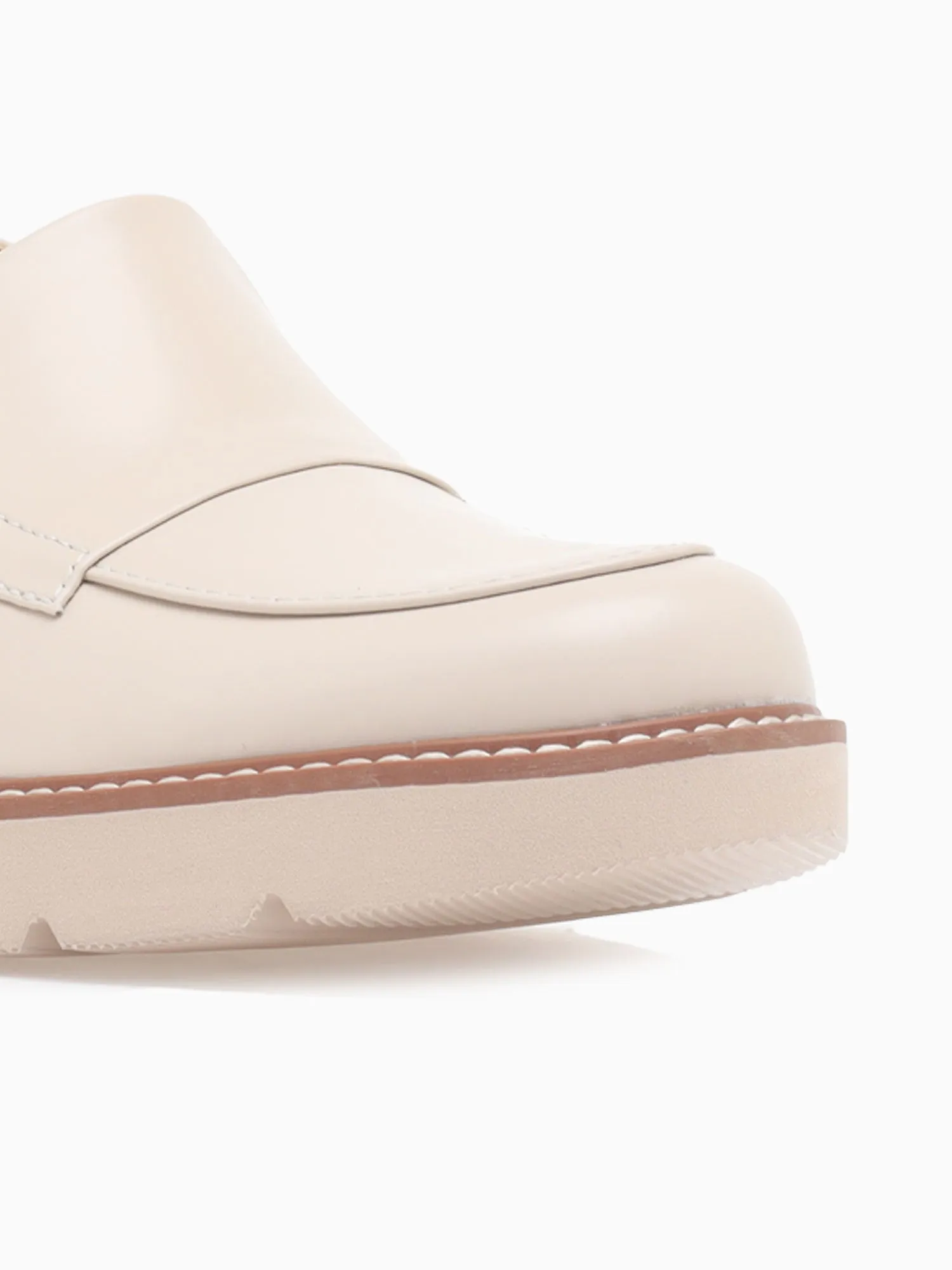 Darry Porcelain Leather