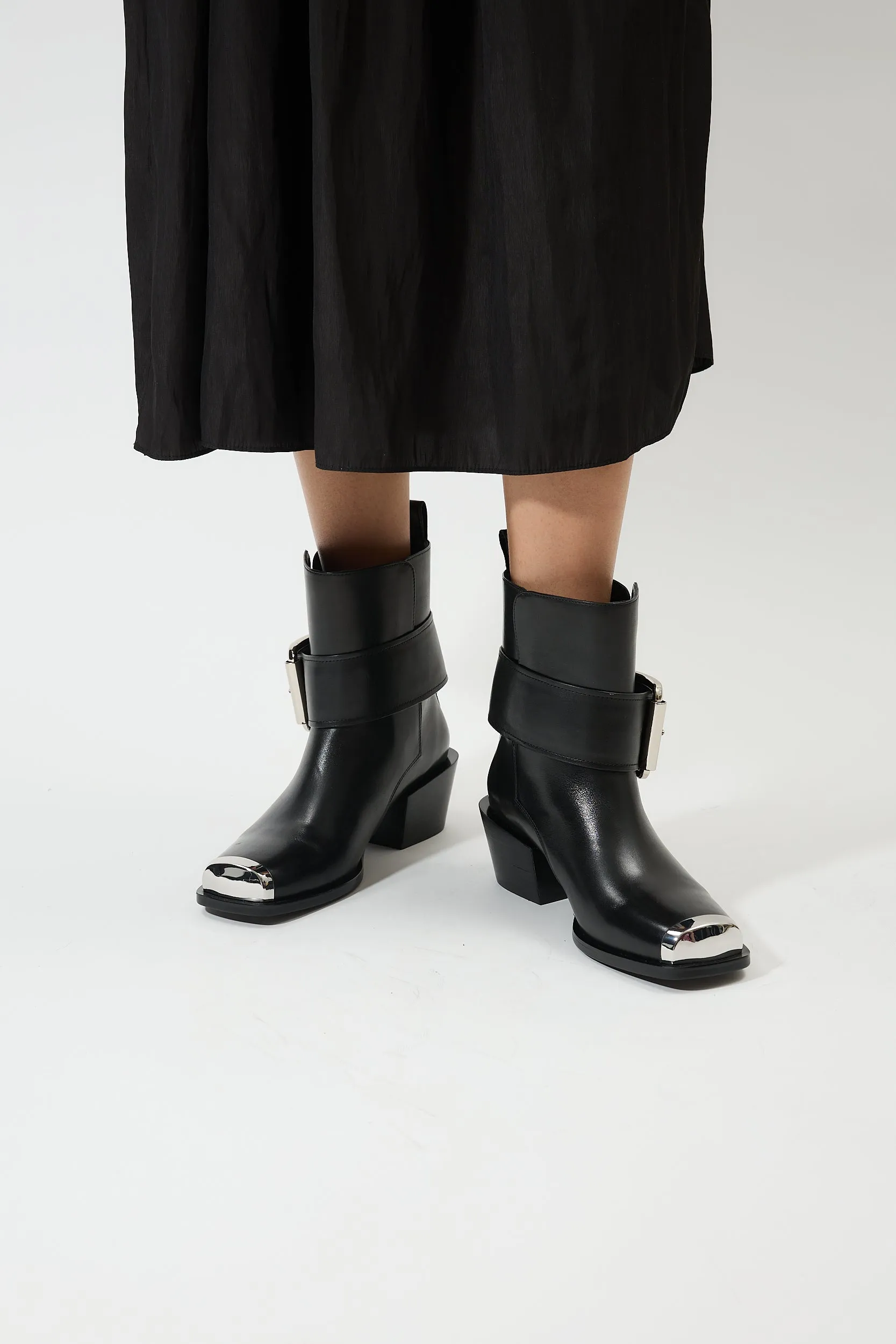 Hygea Black