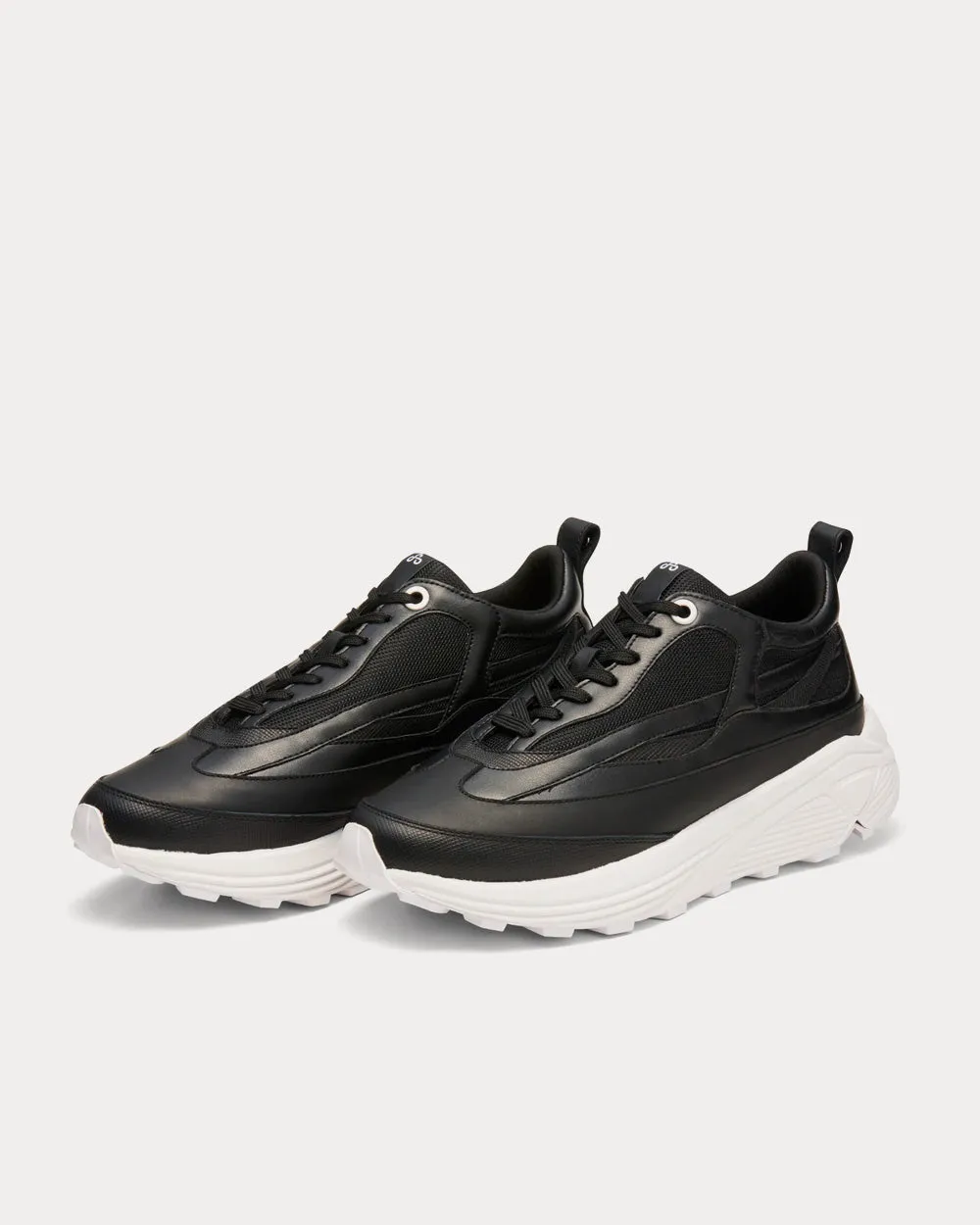 The Curve 1 Black / White Low Top Sneakers